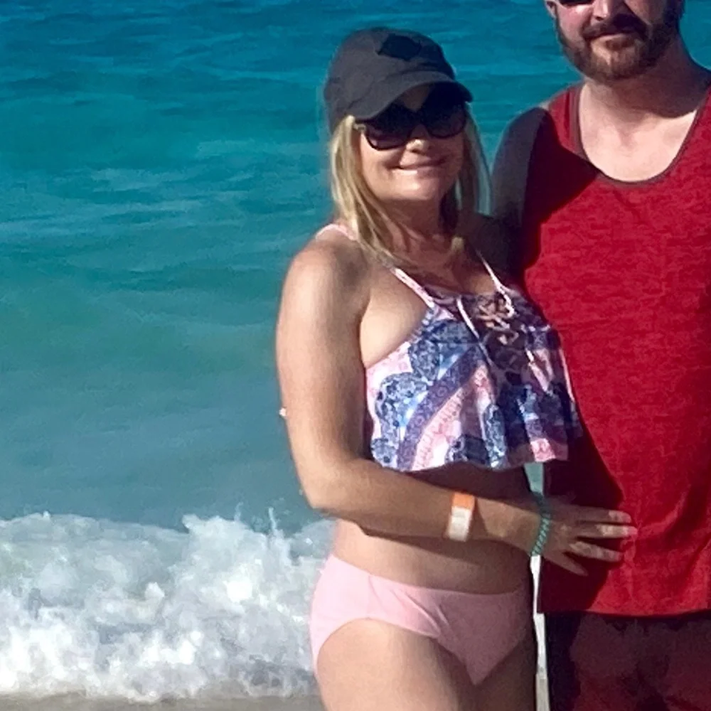 Bikini - Picture 5 of 6